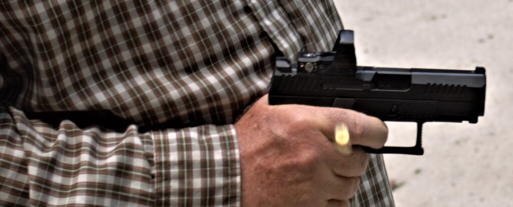 Demonstration of low hold pistol grip