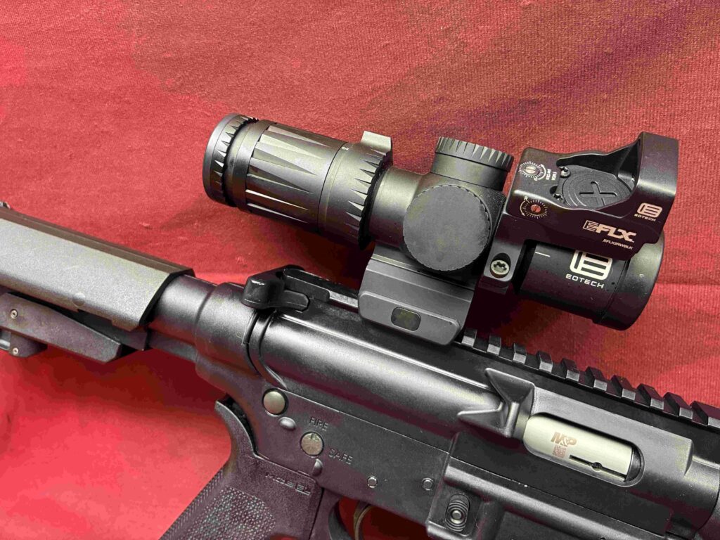 Image of MP 15 22 with EOTECH optic